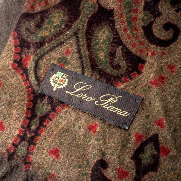 م�ملوكة مسبقًا Loro Piana Green Paisley Print Cashmere Fringed Muffler