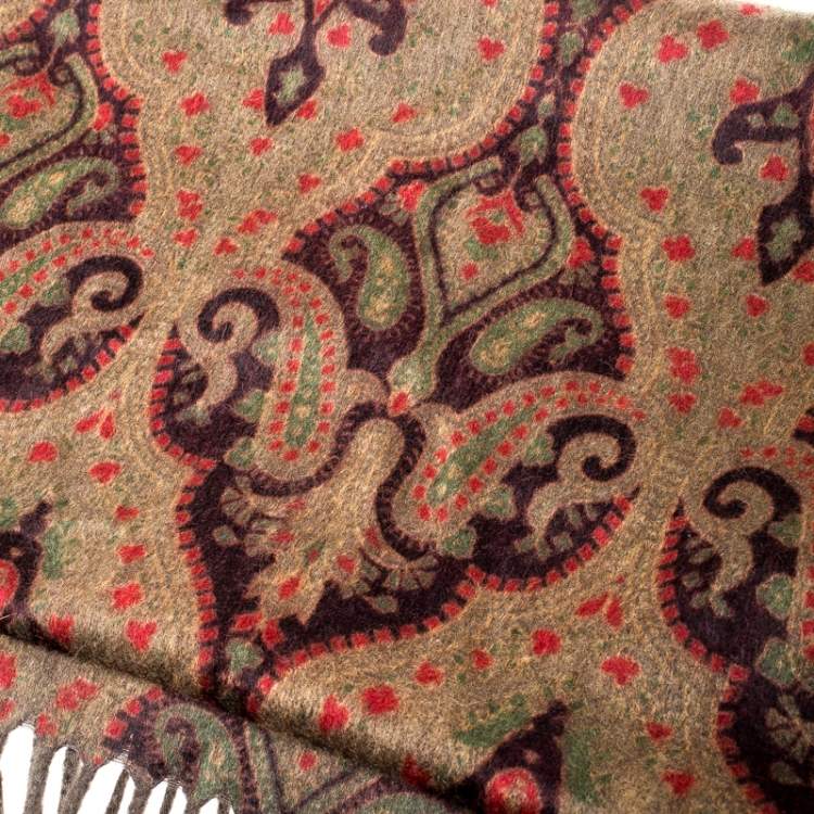 مملوكة مسبقًا Loro Piana Green Paisley Print Cashmere Fringed Muffler