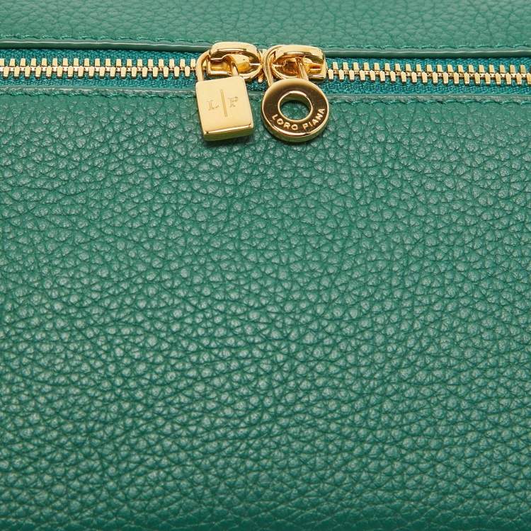 Pre Owned Loro Piana Green Leather Zip L19 Pouch