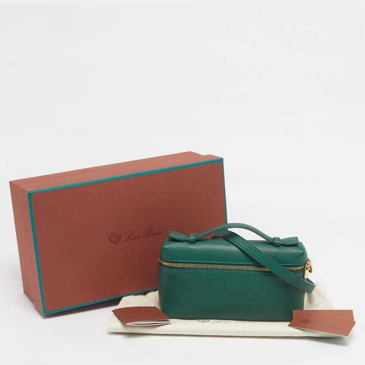 Pre Owned Loro Piana Green Leather Extra Pocket L19 Pouch