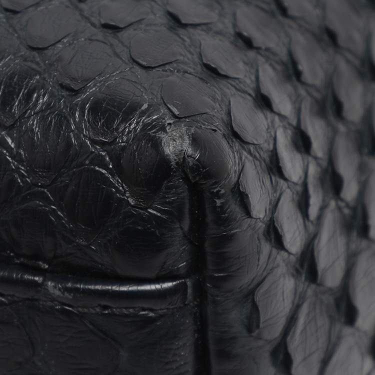 مملوكة مسبقًا Loro Piana Dark Navy Blue Python Zip L19 Pouch