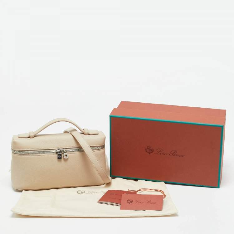 Pre Owned Loro Piana Extra Pocket L19 Light Beige Leather Pouch Bag