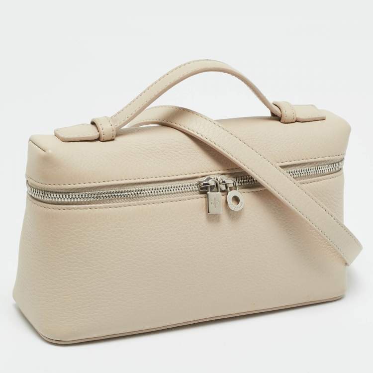 Pre Owned Loro Piana Extra Pocket L19 Light Beige Leather Pouch Bag