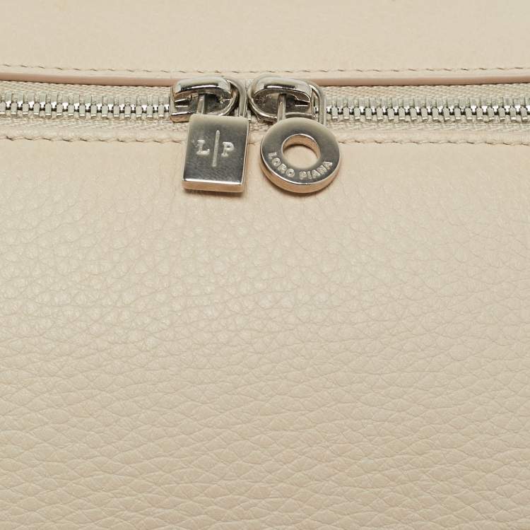 Pre Owned Loro Piana Extra Pocket L19 Light Beige Leather Pouch Bag