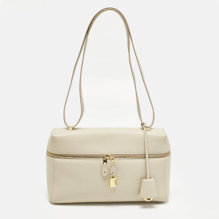 Pre Owned Loro Piana Extra Pocket L27 Beige Leather Pouch Bag