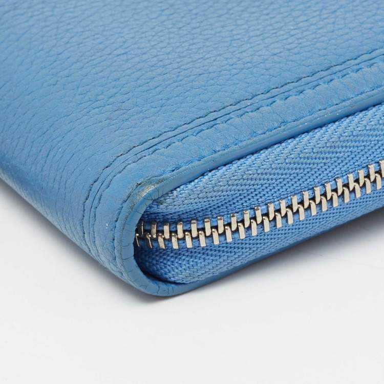 Pre Owned Loro Piana Blue Leather Zip Around Wallet