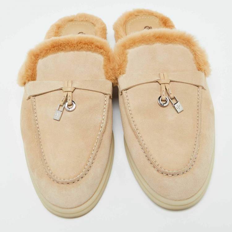 Pre Owned Loro Piana Beige Suede Fur Babouche Charms Walk Mules Size 38.5