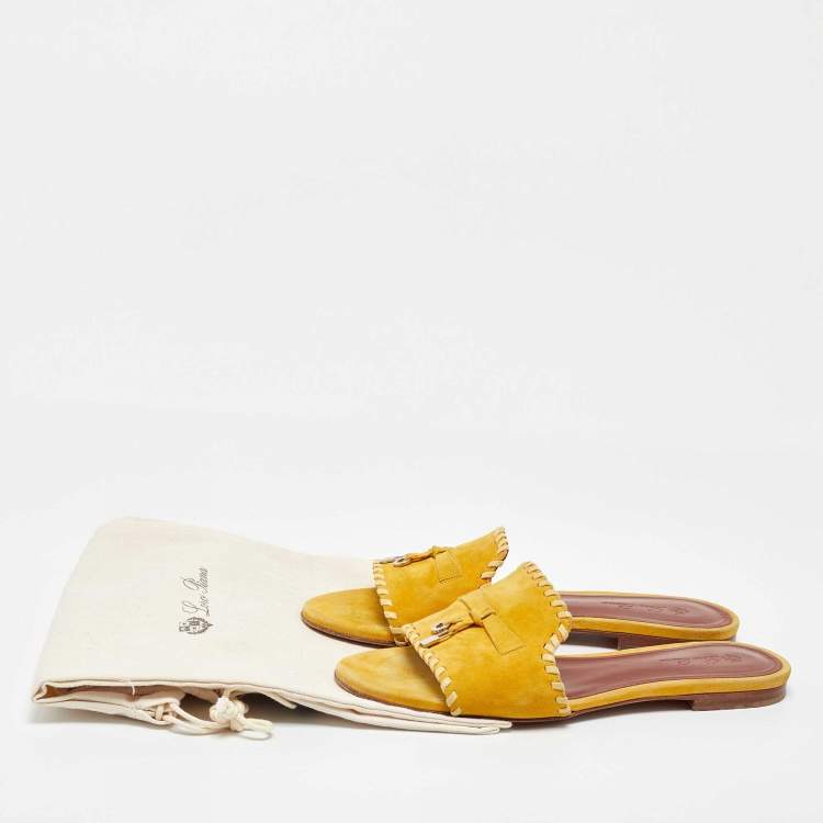مملوكة مسبقًا Loro Piana Yellow Suede Summer Charms Flat Slide Sandals Size 38.5