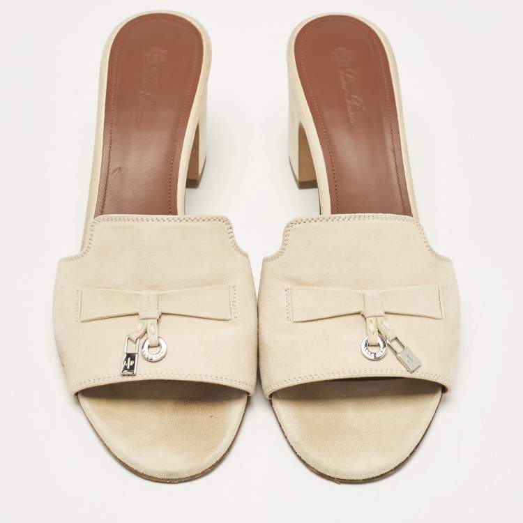 Pre Owned Loro Piana Beige Suede Summer Charms Slide Sandals Size 39