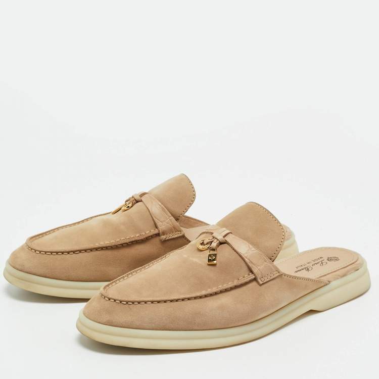 Pre Owned Loro Piana Beige Crocodile Leather and Suede Babouche Charms Walk Flat Sandals Size 39.5
