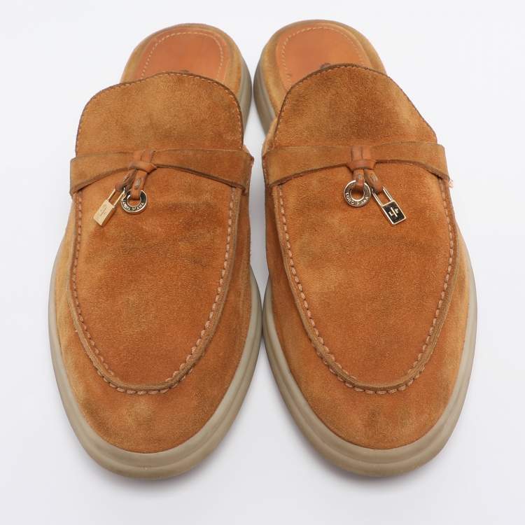 Pre Owned Loro Piana Grey Suede Babouche Charms Walk Mules Size 39