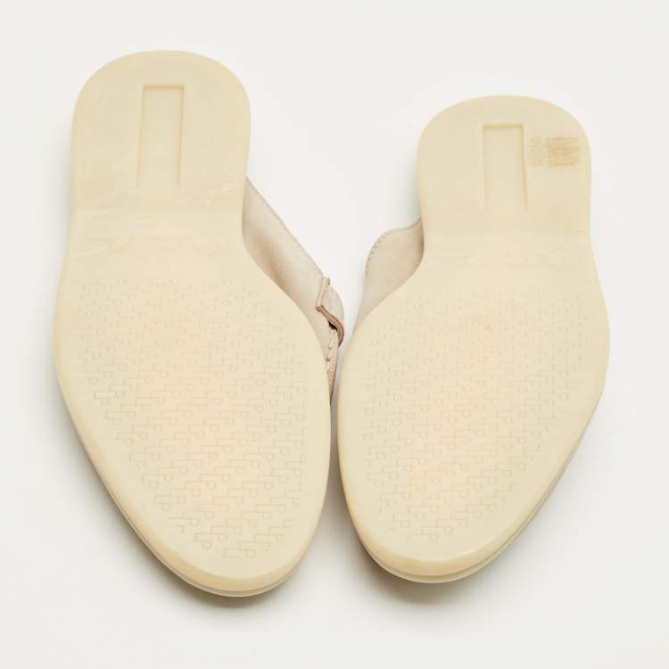 Pre Owned Loro Piana Grey Suede Babouche Charms Walk Mules Size 36