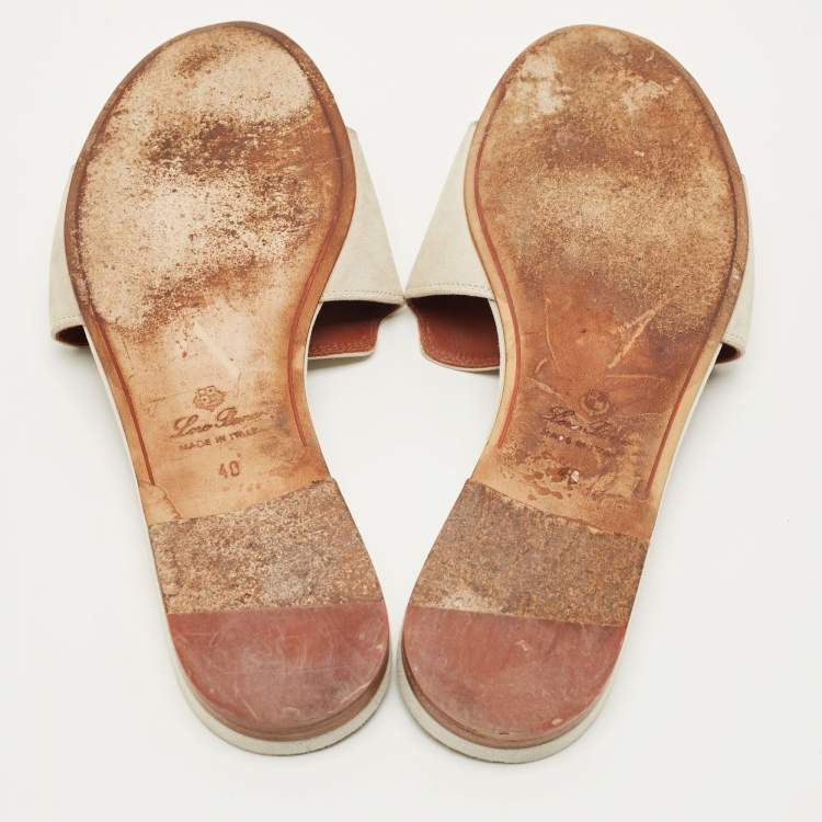 Pre Owned Loro Piana Summer Charms Size 40 Grey Suede Flat Sandals