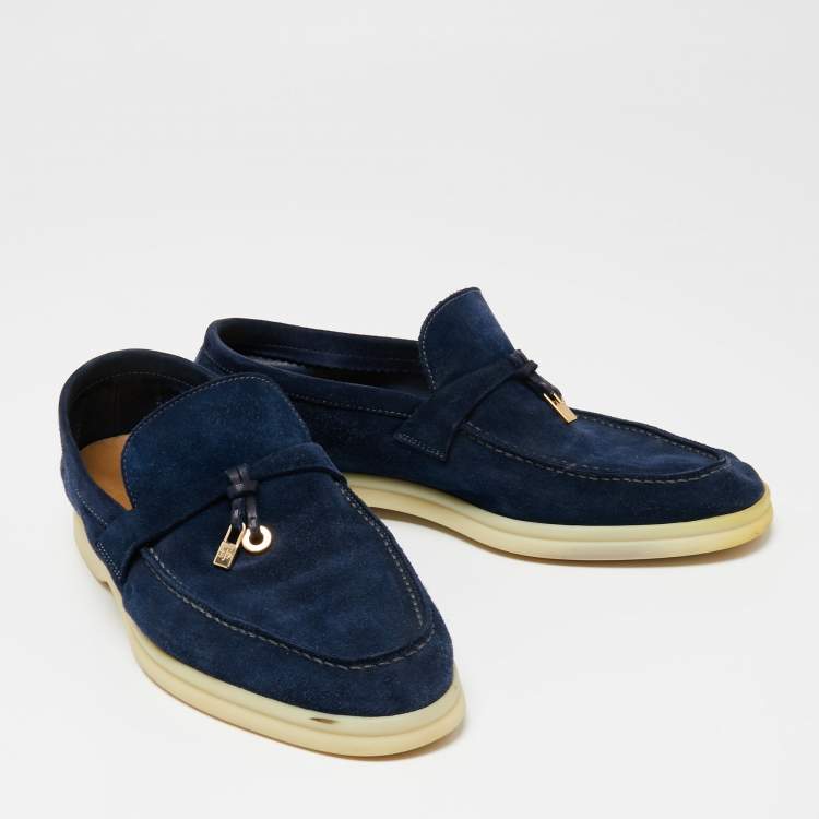 مملوكة مسبقًا Loro Piana Navy Blue Suede Summer Charms Walk Slip On Loafers Size 40