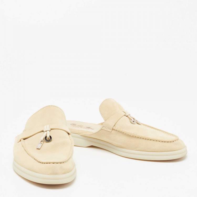 Pre Owned Loro Piana Beige Suede Babouche Charms Flat Mules Size 38