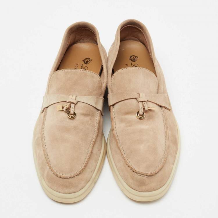 مملوكة مسبقًا Loro Piana Beige Suede Summer Charms Walk Loafers Size 39.5