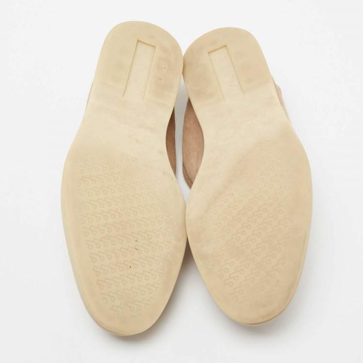 مملوكة مسبقًا Loro Piana Beige Suede Summer Charms Walk Loafers Size 39.5