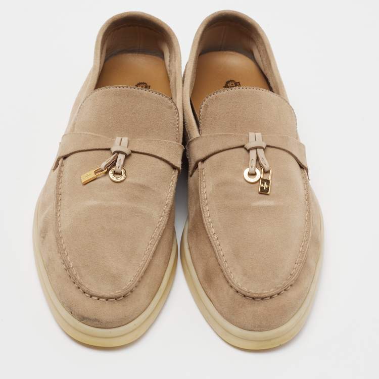 مملوكة مسبقًا Loro Piana Beige Suede Summer Charms Walk  Loafers Size 39.5