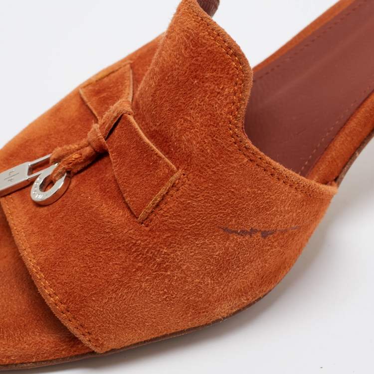 مملوكة مسبقًا Loro Piana Orange Suede Summer Charms Slide Sandals Size 38