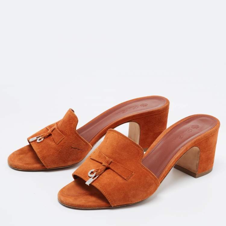 مملوكة مسبقًا Loro Piana Orange Suede Summer Charms Slide Sandals Size 38