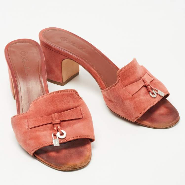 Pre Owned Loro Piana Pink Suede Summer Charms Slide Sandals Size 38.5