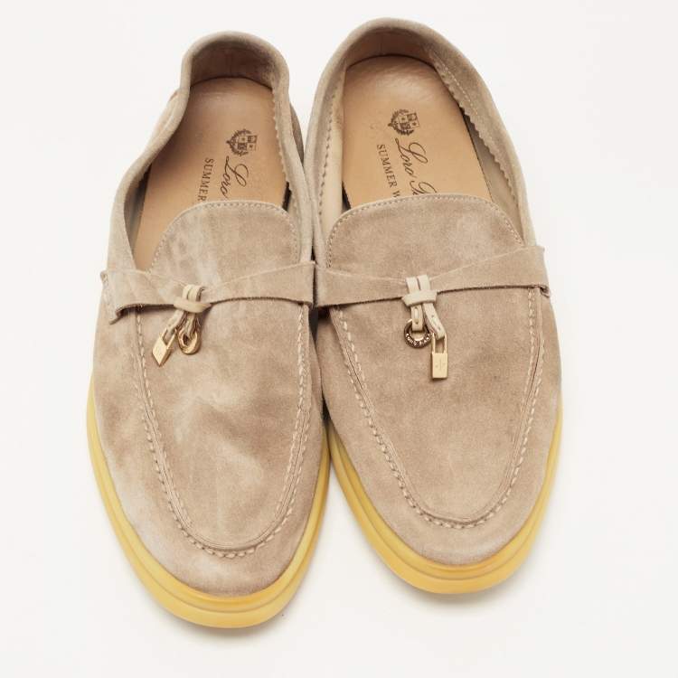 مملوكة مسبقًا Loro Piana Light Brown Suede Summer Charms Walk Loafers Size 37.5