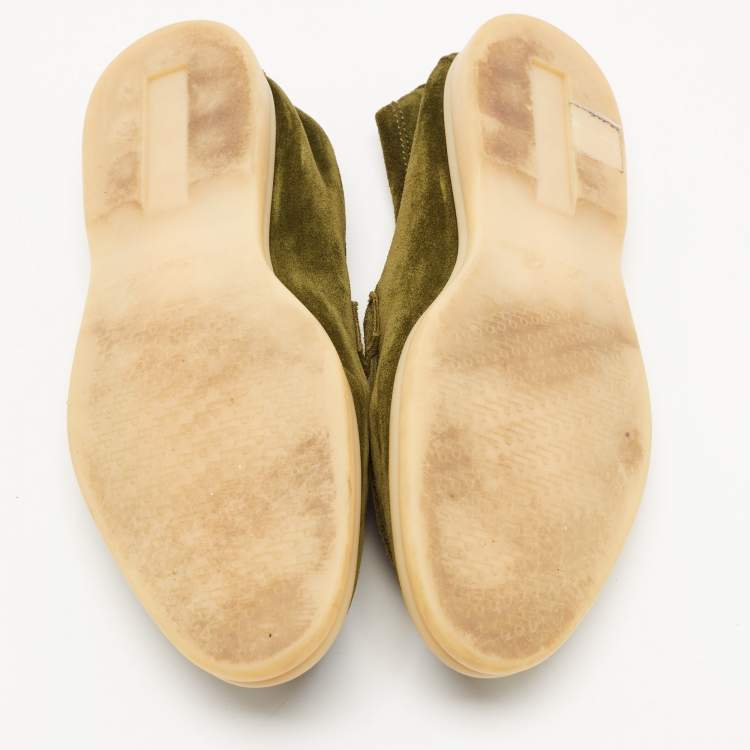 مملوكة مسبقًا Loro Piana Green Suede Summer Charms Walk Loafers Size 39