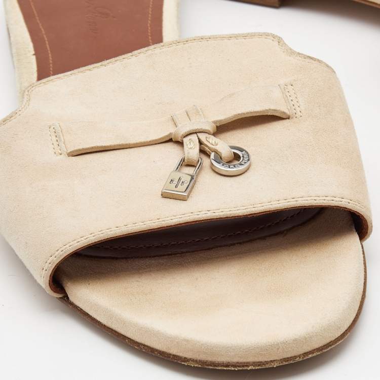 Pre Owned Loro Piana Beige Suede Summer Charms Flat Slides Size 39