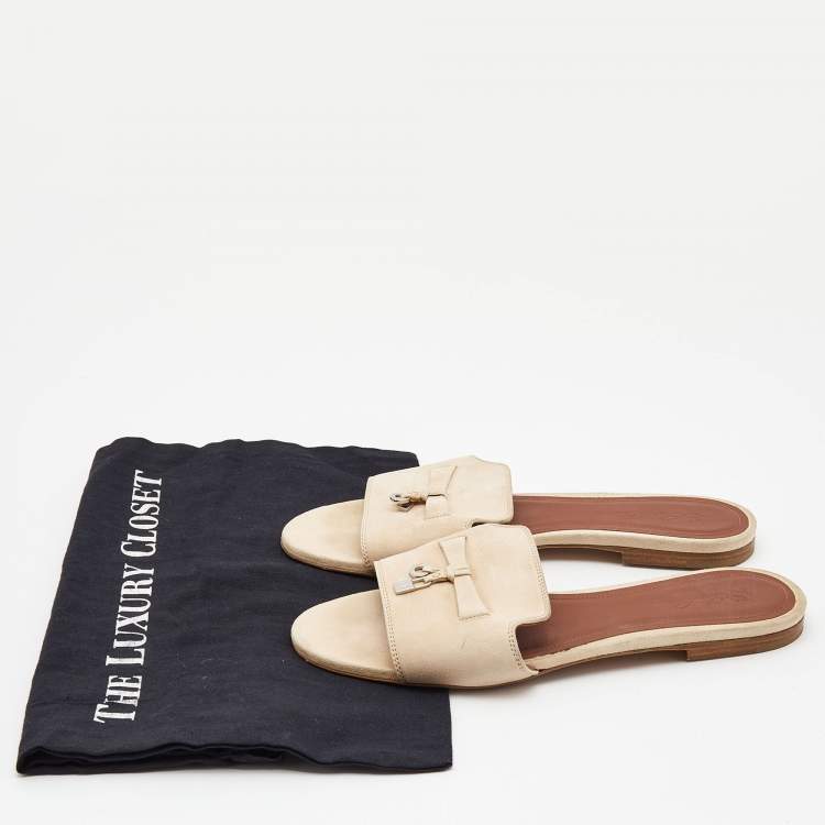Pre Owned Loro Piana Beige Suede Summer Charms Flat Slides Size 39