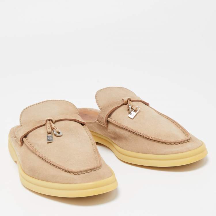 Pre Owned Loro Piana Beige Suede Babouche Charms Walk Sandals Size 37