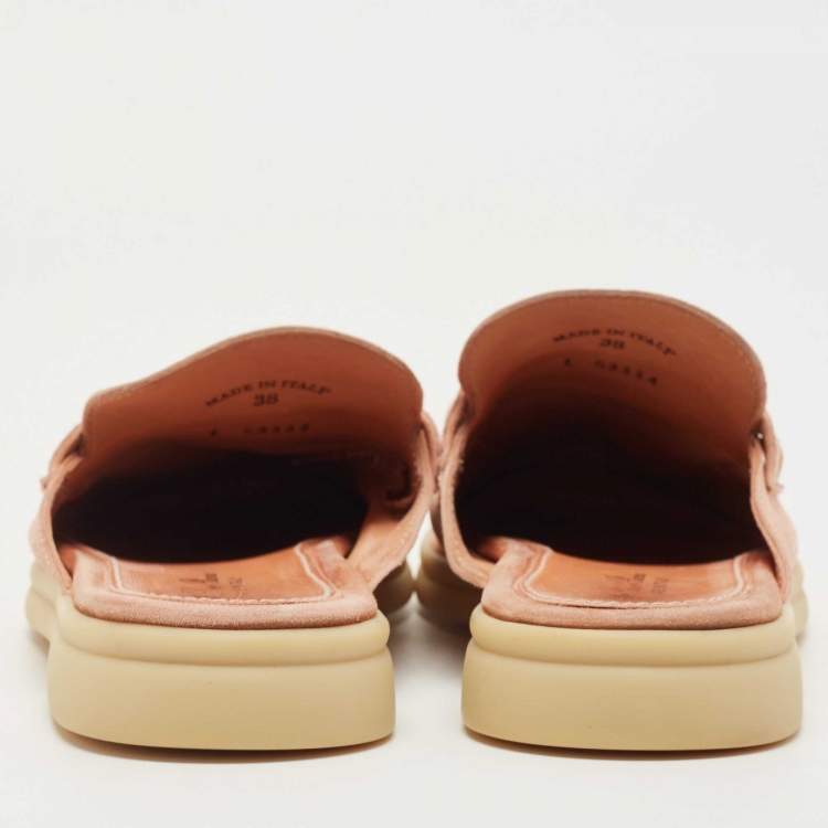 مملوكة مسبقًا Loro Piana Pink Suede Babouche Charms Walk Mules Size 38