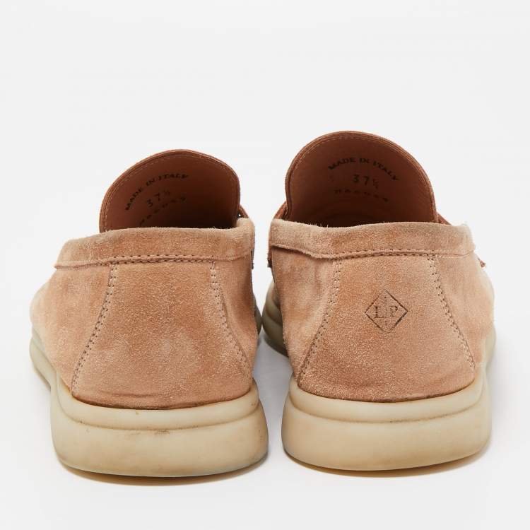 مملوكة مسبقًا Loro Piana Light Brown Summer Charms Walk Slip On Loafers Size 37.5