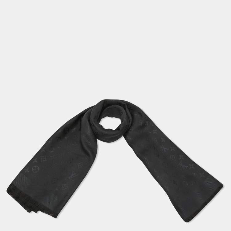 Pre Owned Louis Vuitton Black Silk & Wool Classique Monogram Shawl