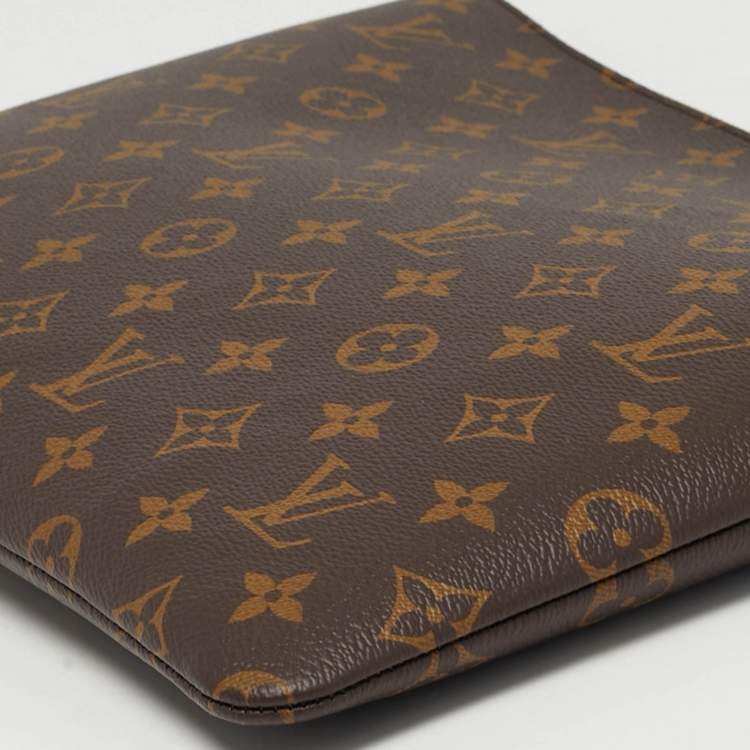Pre Owned Louis Vuitton L Key Pouch Monogram Canvas 