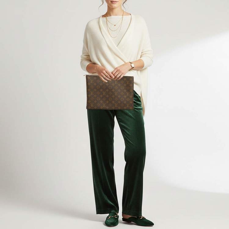 Pre Owned Louis Vuitton L Key Pouch Monogram Canvas 