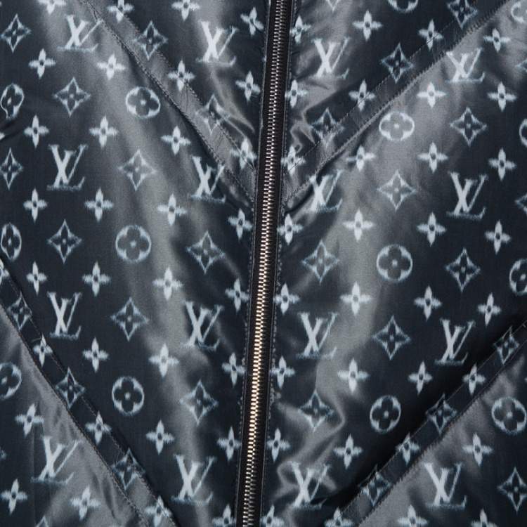 Pre Owned Louis Vuitton Grey Synthetic & Silk Blurry Monogram Printed Down Jacket M