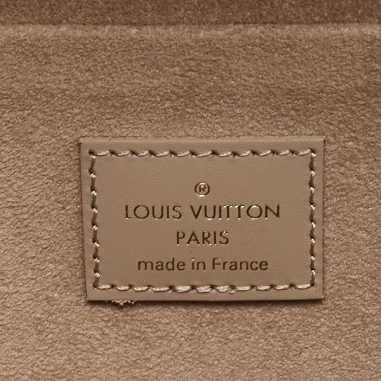 Pre Owned Louis Vuitton Galet Epi Leather Pochette Felicie Bag 