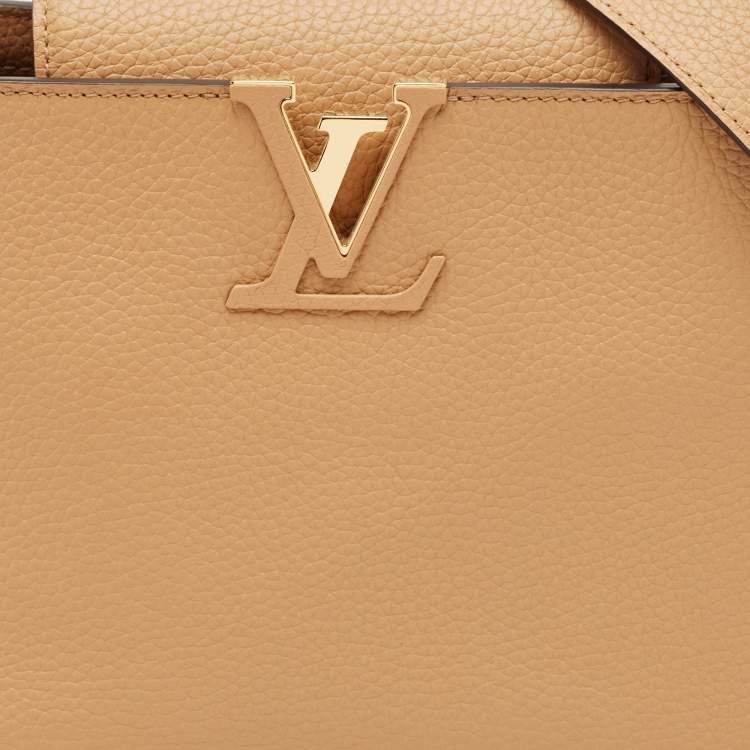 Pre Owned Louis Vuitton Arizona Taurillon Leather Capucines MM Bag