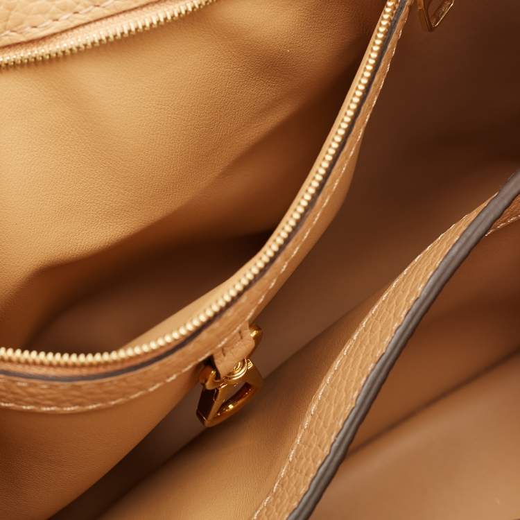 Pre Owned Louis Vuitton Arizona Taurillon Leather Capucines MM Bag