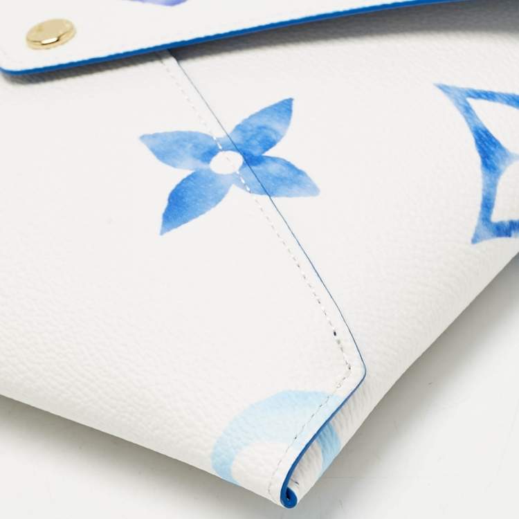 Pre Owned Louis Vuitton Monogram Giant By The Pool Canvas Kirigami Pochette