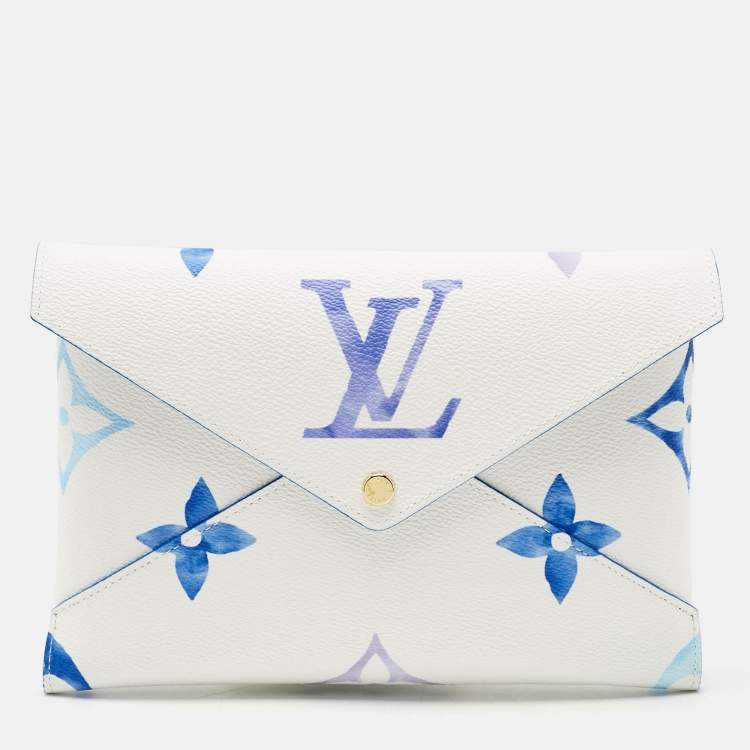 Pre Owned Louis Vuitton Monogram Giant By The Pool Canvas Kirigami Pochette
