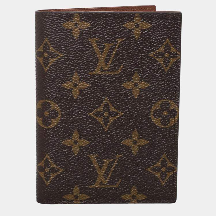 Pre Owned Louis Vuitton Monogram Passport Cover