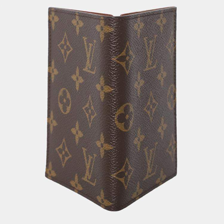 Pre Owned Louis Vuitton Monogram Passport Cover