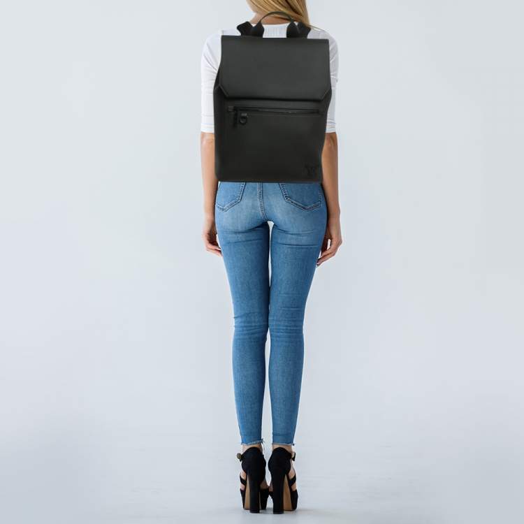 Pre Owned Louis Vuitton Black Leather Fastline Backpack