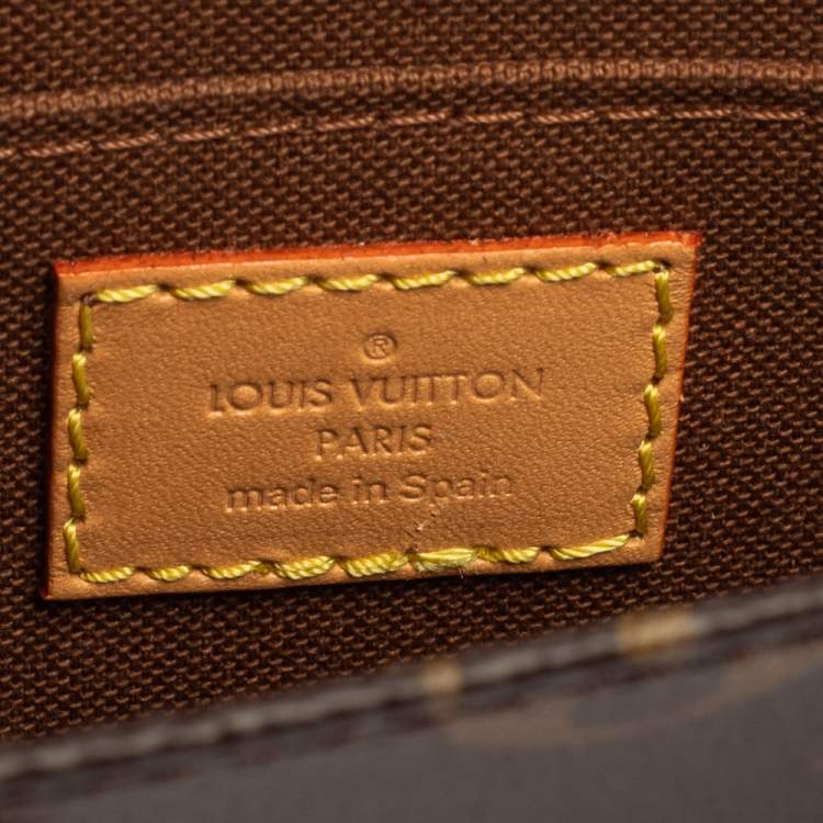 Pre Owned Louis Vuitton Monogram Canvas Petit Sac Plat Bag