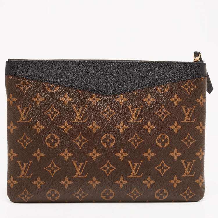 Pre Owned Louis Vuitton Black Monogram Canvas Daily Pouch