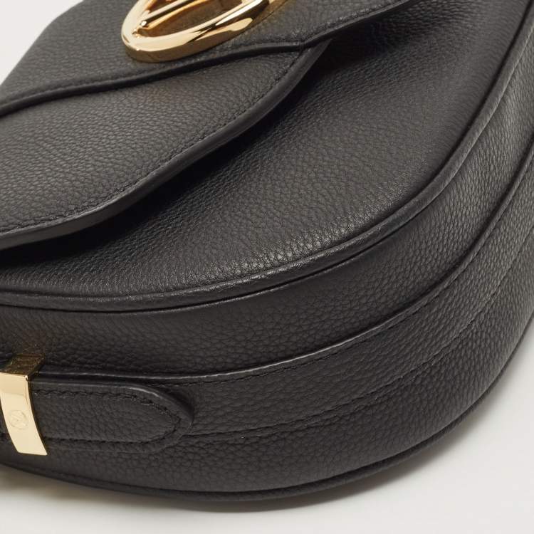 Pre Owned Louis Vuitton Black Leather Pont 9 Soft MM Bag