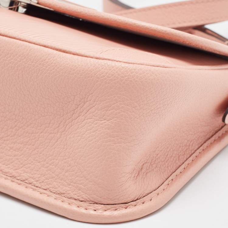 Pre Owned Louis Vuitton Rose Trianon Pink Epi Leather Buci Bag