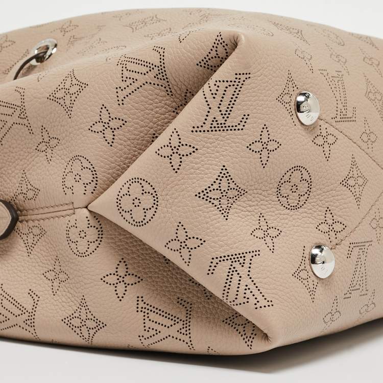 Pre Owned Louis Vuitton Gallet Monogram Mahina Leather Bella Bag