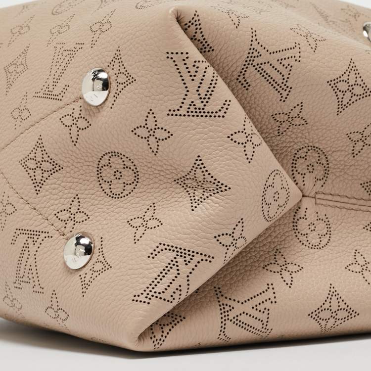 Pre Owned Louis Vuitton Gallet Monogram Mahina Leather Bella Bag